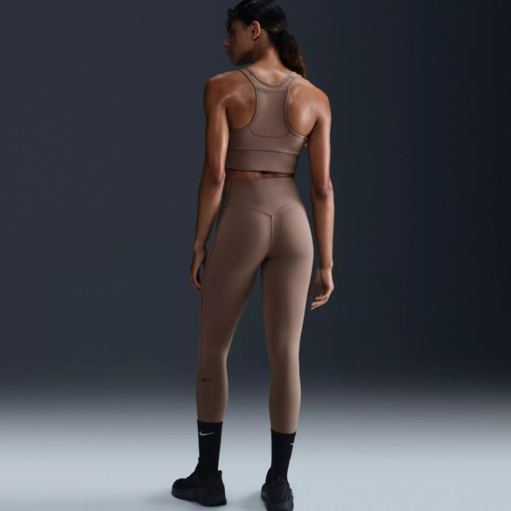 Nike Universa Medium-Support High-Waisted 7/8 Leggings - Picture 3 of 7